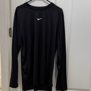 Nike Men's Black Long Sleeve Dri fit Tee